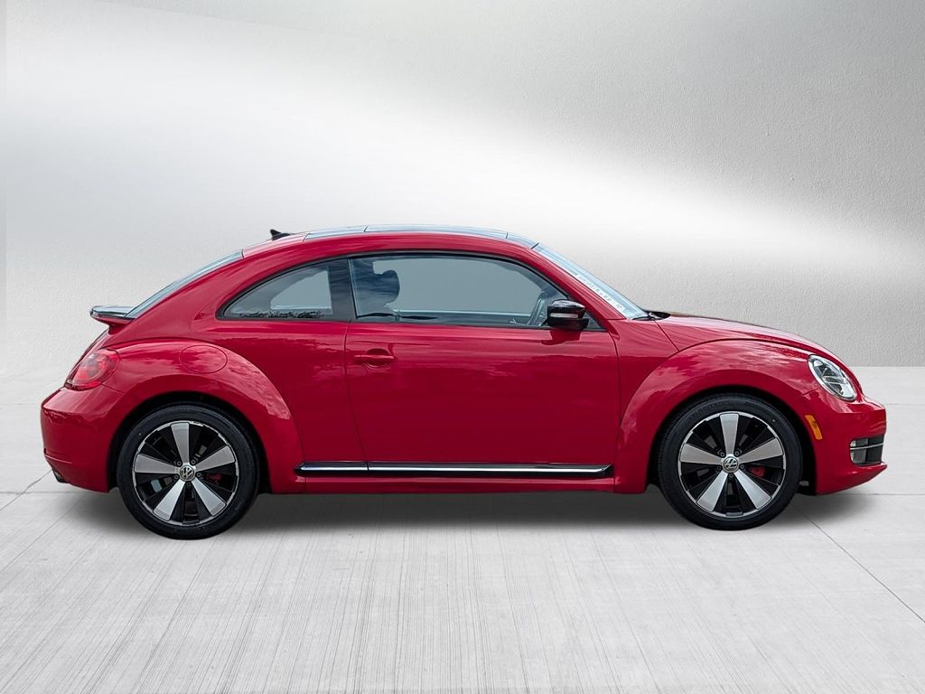 2012 Volkswagen Beetle 2.0T Black Turbo Launch Edition PZEV