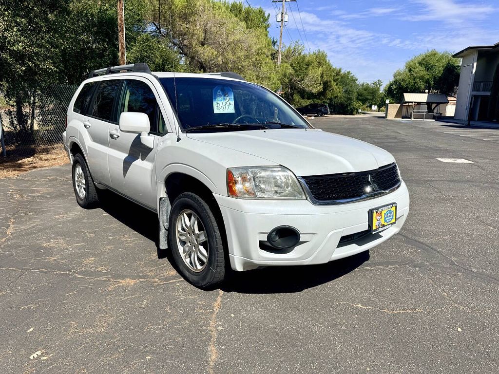 2011 Mitsubishi Endeavor LS