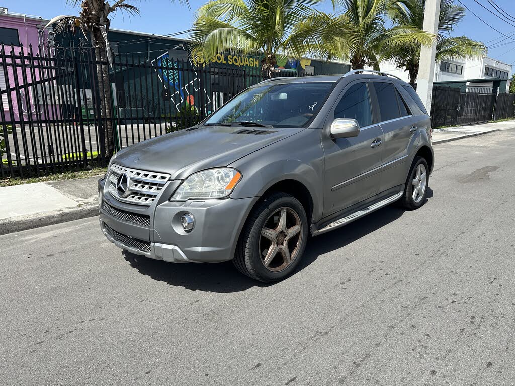 2010 Mercedes-Benz M-Class ML550 4MATIC