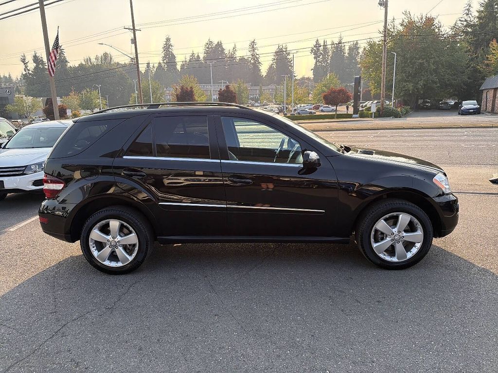 2010 Mercedes-Benz M-Class ML350 4MATIC