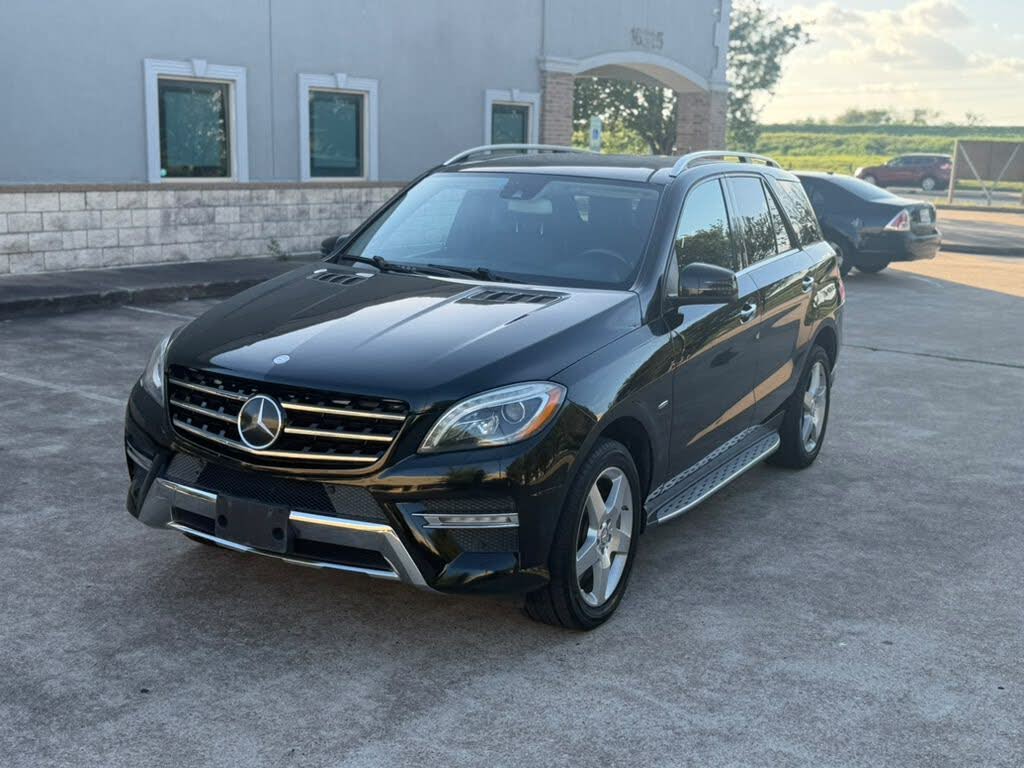 2012 Mercedes-Benz M-Class ML550 4MATIC