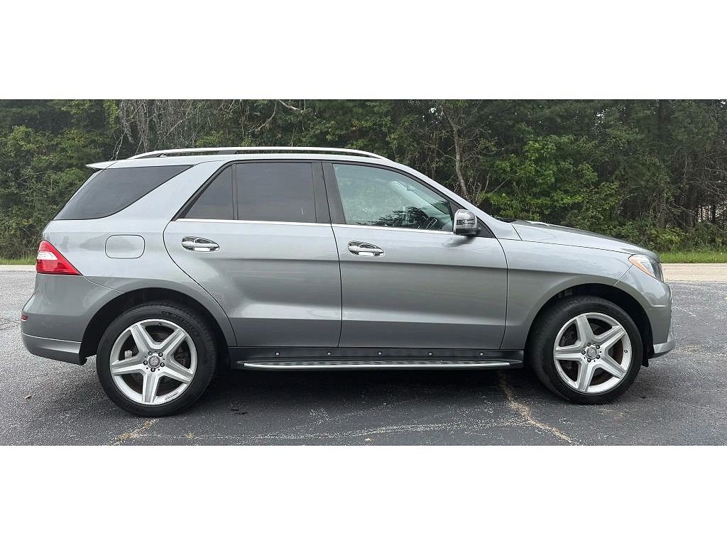 2014 Mercedes-Benz M-Class ML550 4MATIC