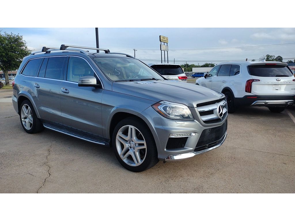 2014 Mercedes-Benz GL-Class GL550 4MATIC