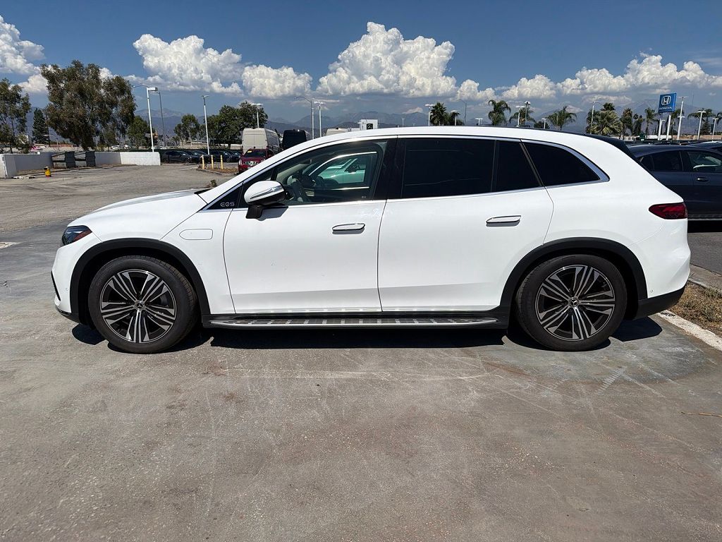 2023 Mercedes-Benz EQS 450+ photo 1