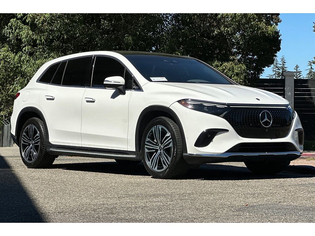 2024 Mercedes-Benz EQS photo 1