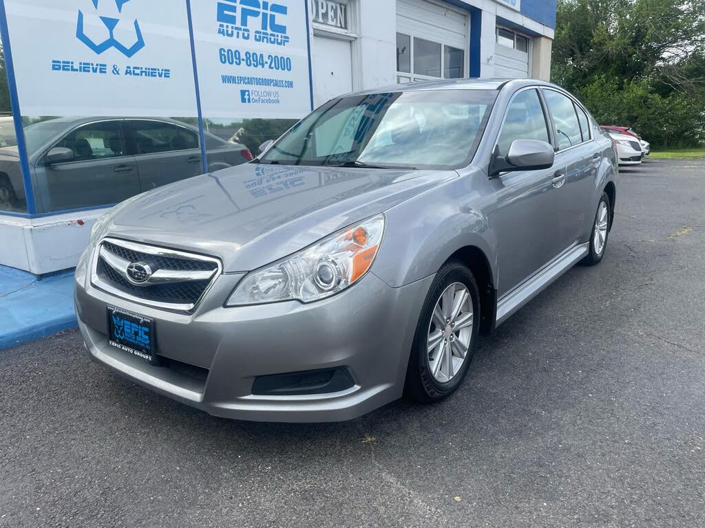 2010 Subaru Legacy 2.5i Premium