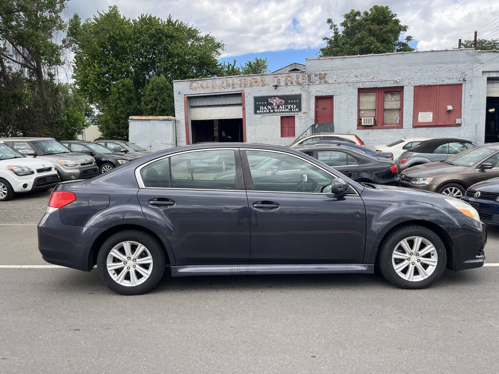 2011 Subaru Legacy 2.5i Premium