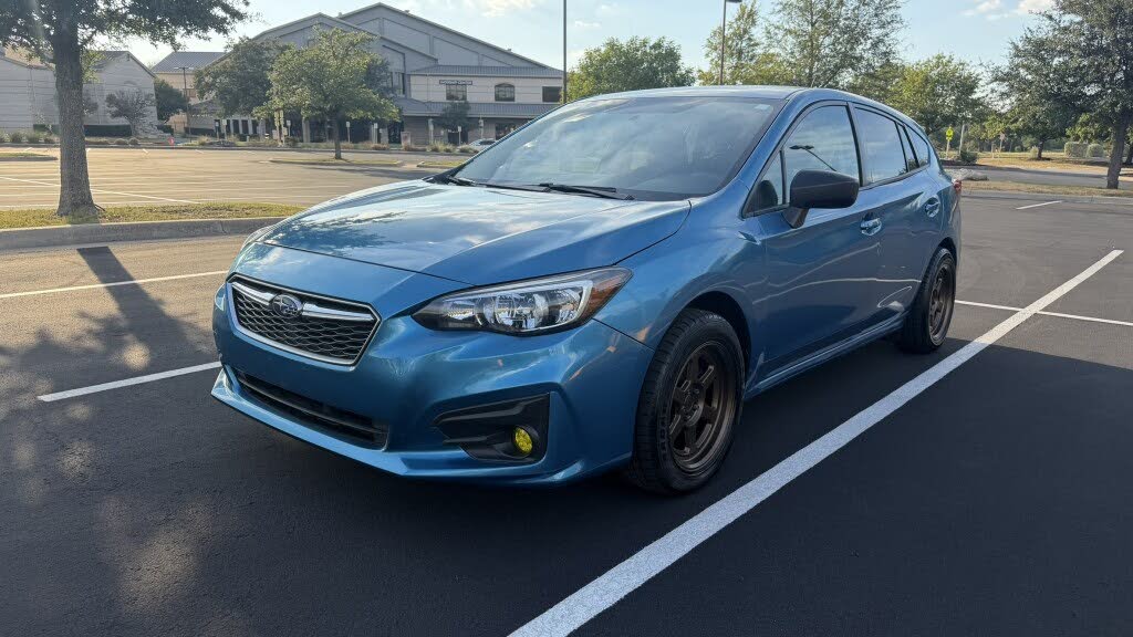 2017 Subaru Impreza 2.0i