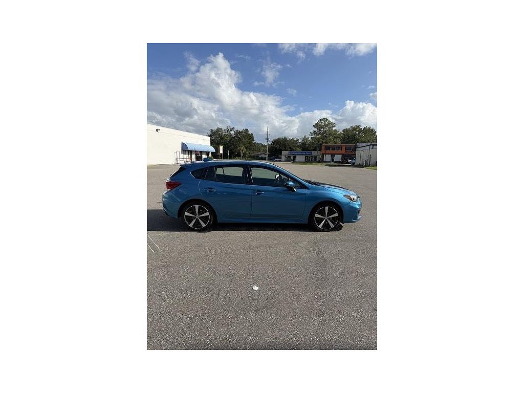 2017 Subaru Impreza 2.0i Sport