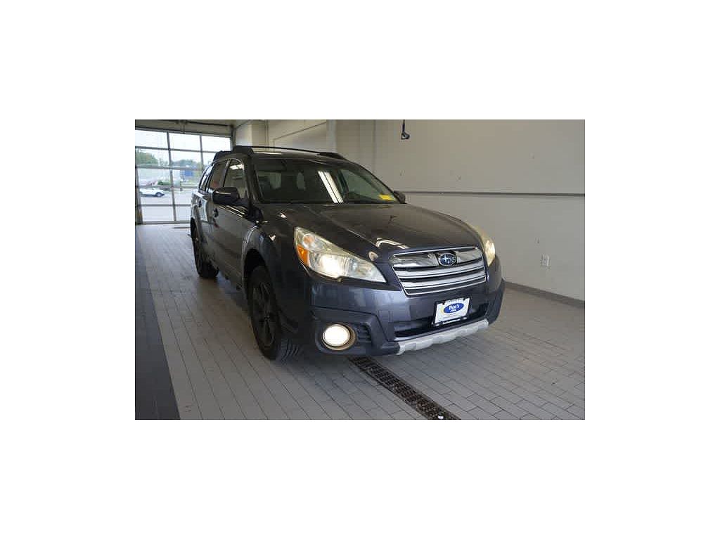 2013 Subaru Outback 2.5i Limited PZEV