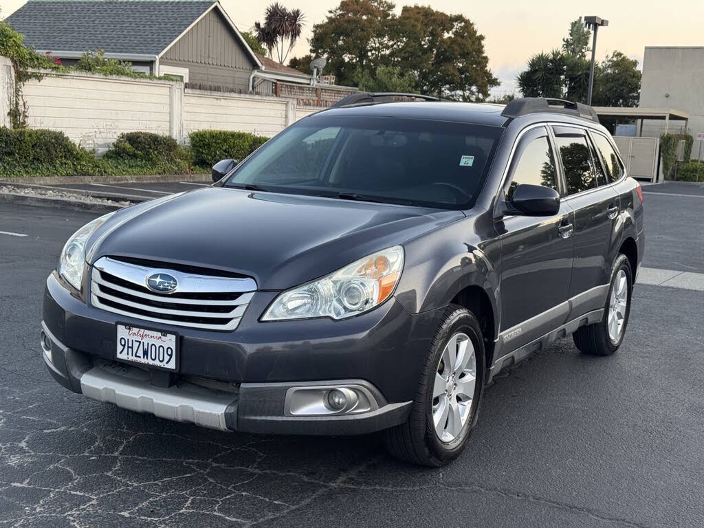 2011 Subaru Outback 2.5i Limited