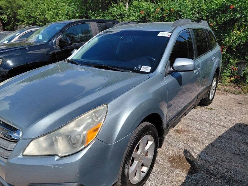 2013 Subaru Outback 2.5i Premium