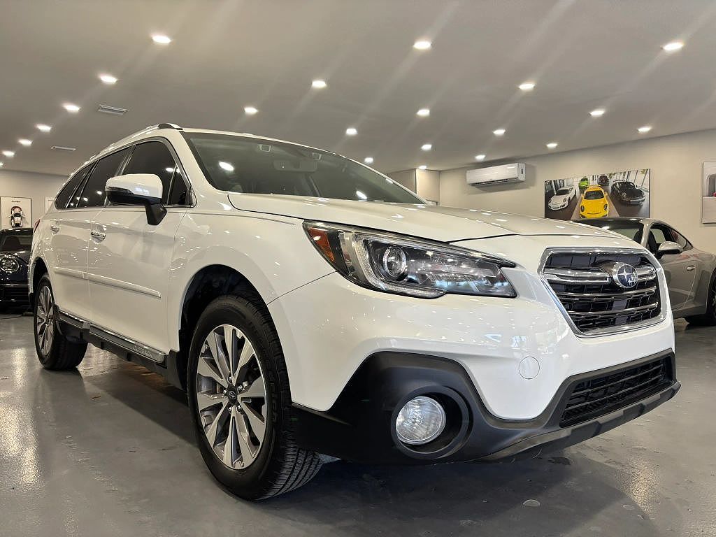 2019 Subaru Outback 2.5i Touring
