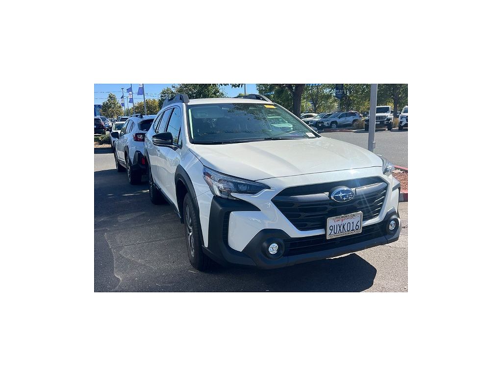2025 Subaru Outback Premium