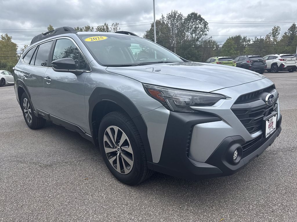 2025 Subaru Outback Premium
