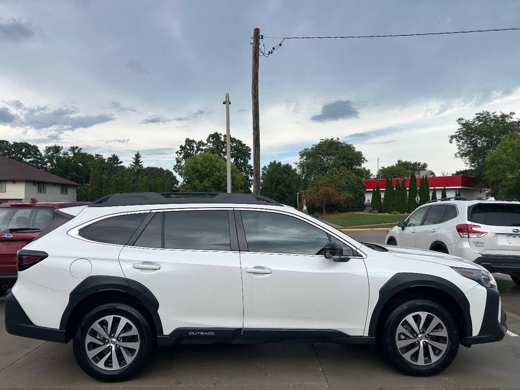2023 Subaru Outback Premium