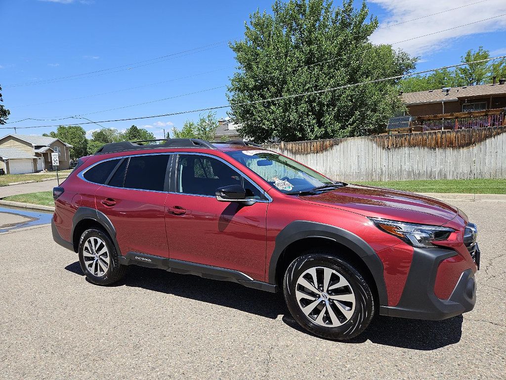 2025 Subaru Outback Premium