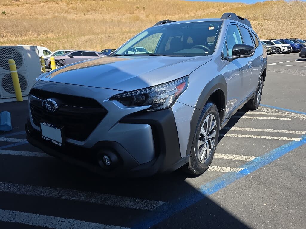 2023 Subaru Outback Premium