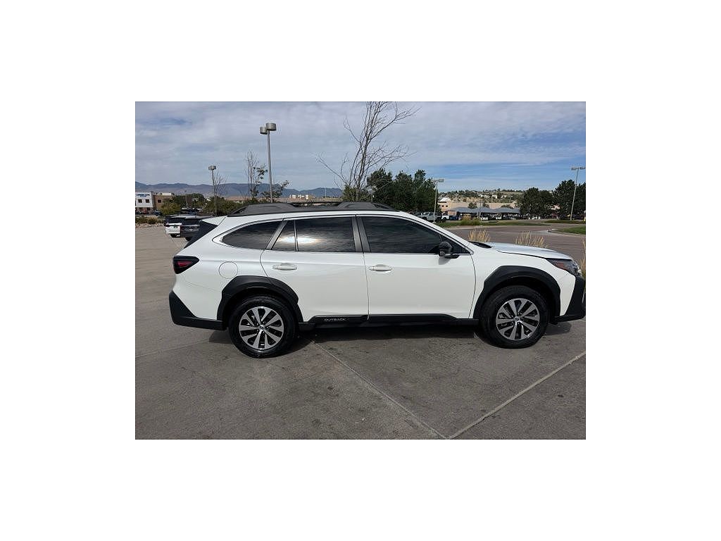 2024 Subaru Outback Premium