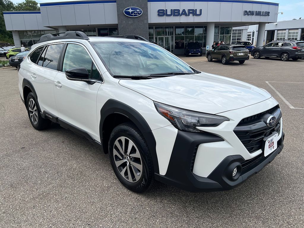 2025 Subaru Outback Premium