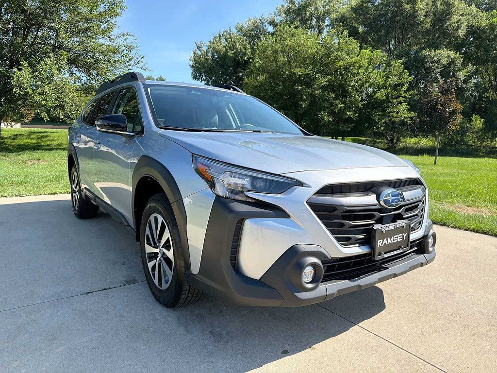 2024 Subaru Outback Premium