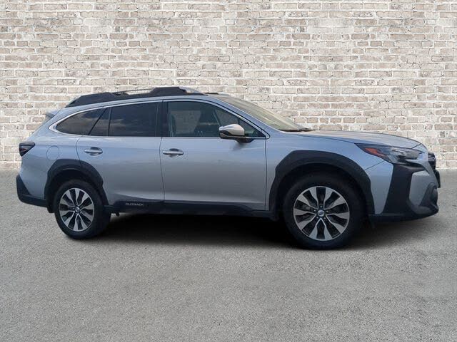 2025 Subaru Outback Touring