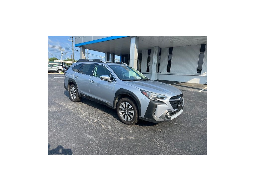 2024 Subaru Outback Touring