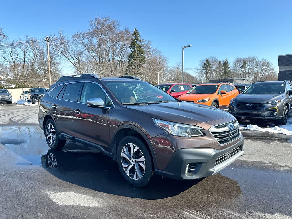 2022 Subaru Outback Touring