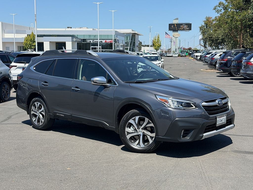 2022 Subaru Outback Touring XT