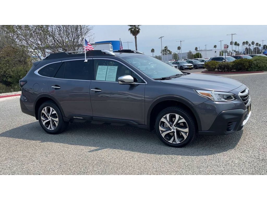 2022 Subaru Outback Touring XT