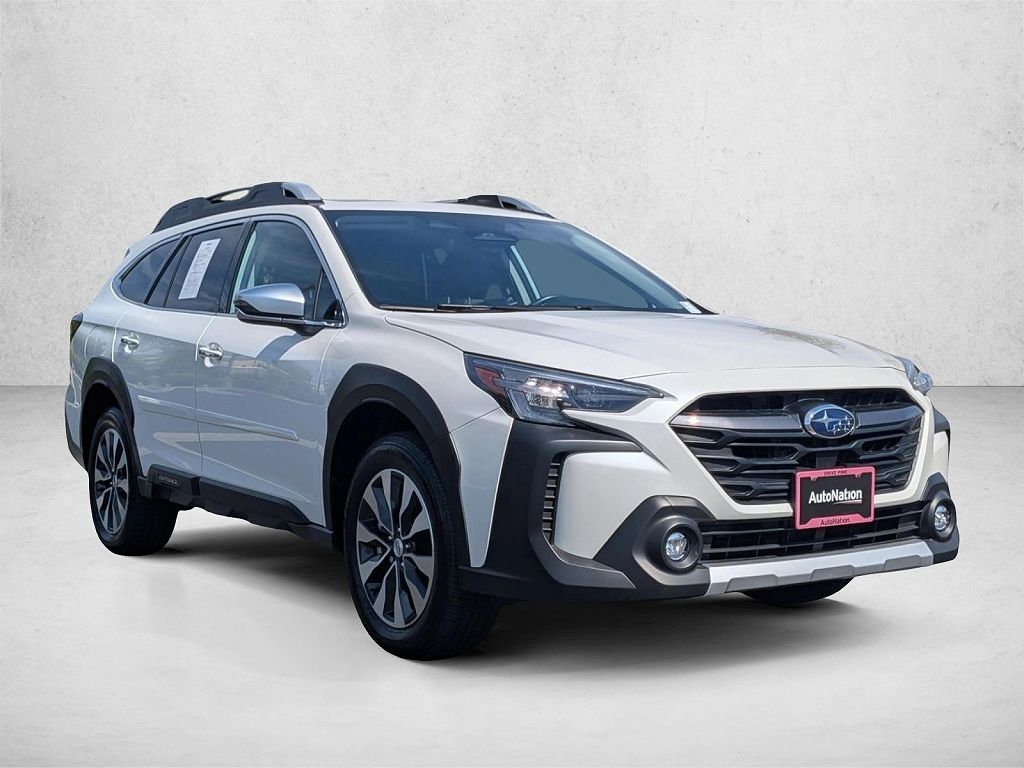 2025 Subaru Outback Touring XT