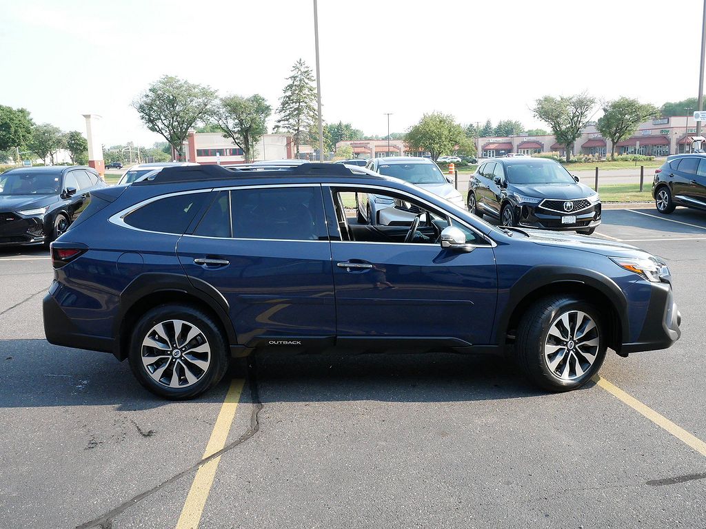 2023 Subaru Outback Touring XT