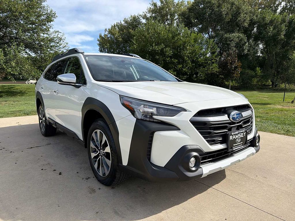 2024 Subaru Outback Touring XT