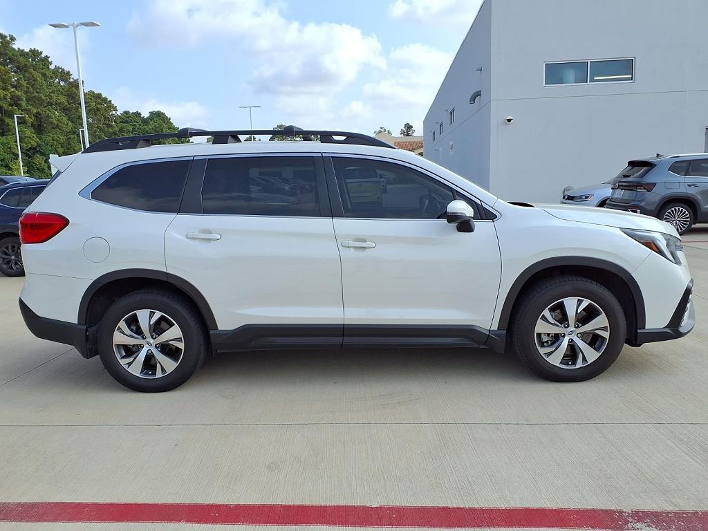 2023 Subaru Ascent Premium
