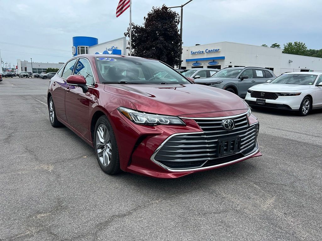 2022 Toyota Avalon XLE