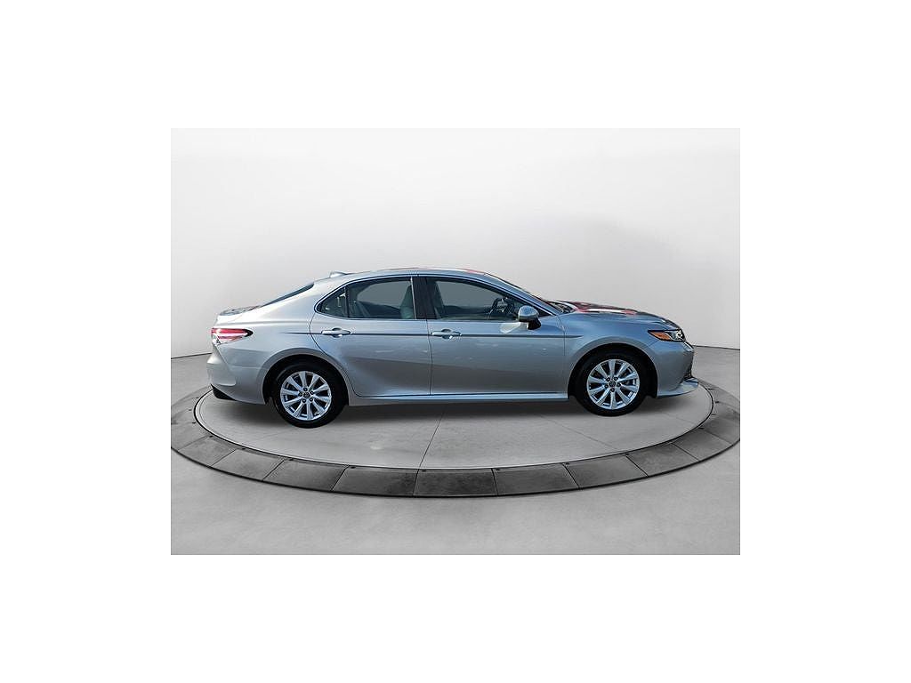 2019 Toyota Camry XLE