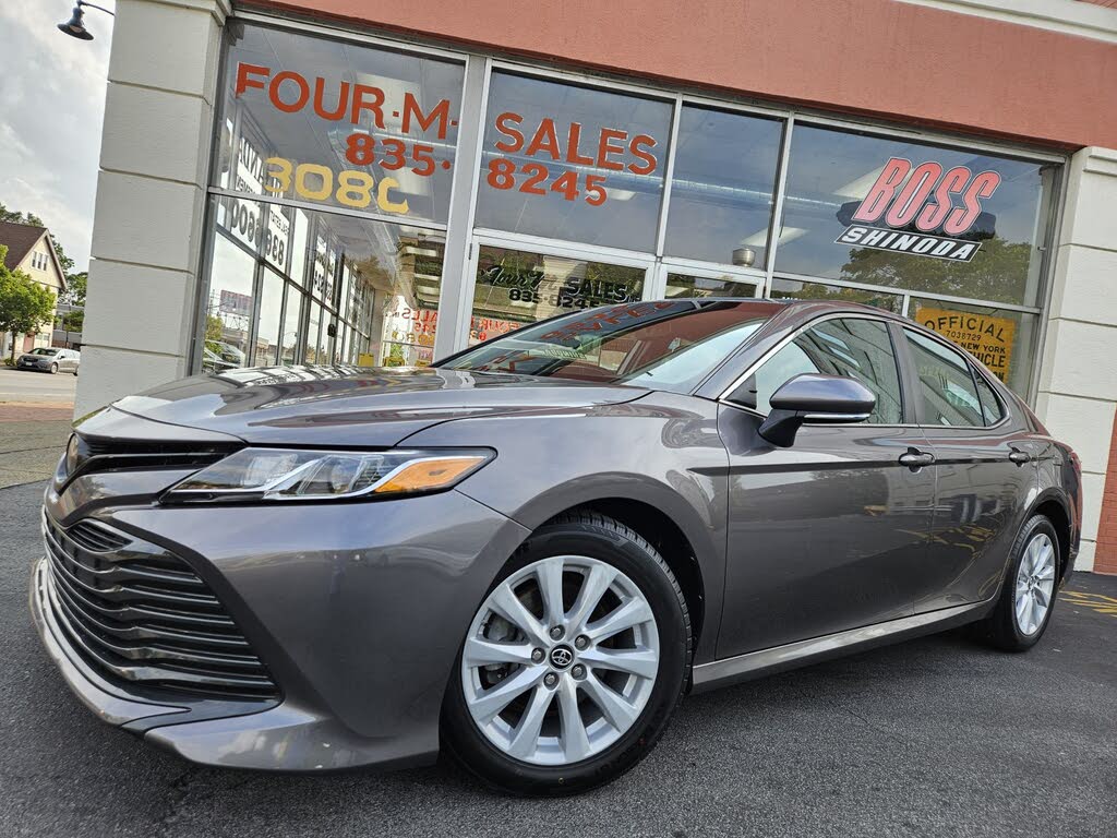 2018 Toyota Camry LE
