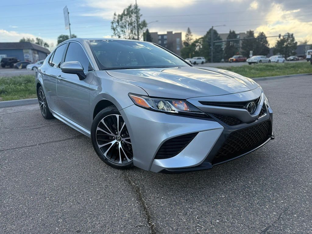 2019 Toyota Camry LE