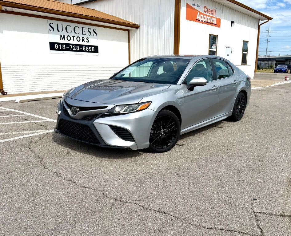 2019 Toyota Camry LE
