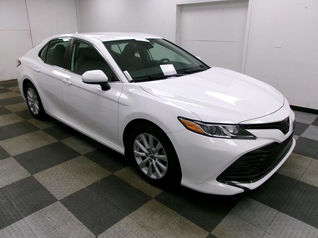 2019 Toyota Camry XLE