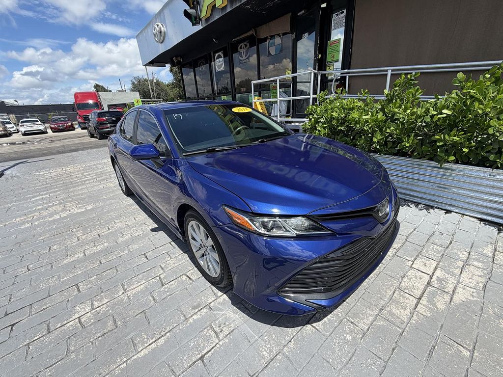 2018 Toyota Camry LE