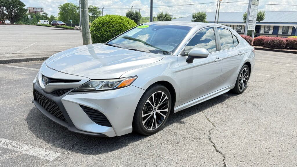 2019 Toyota Camry LE