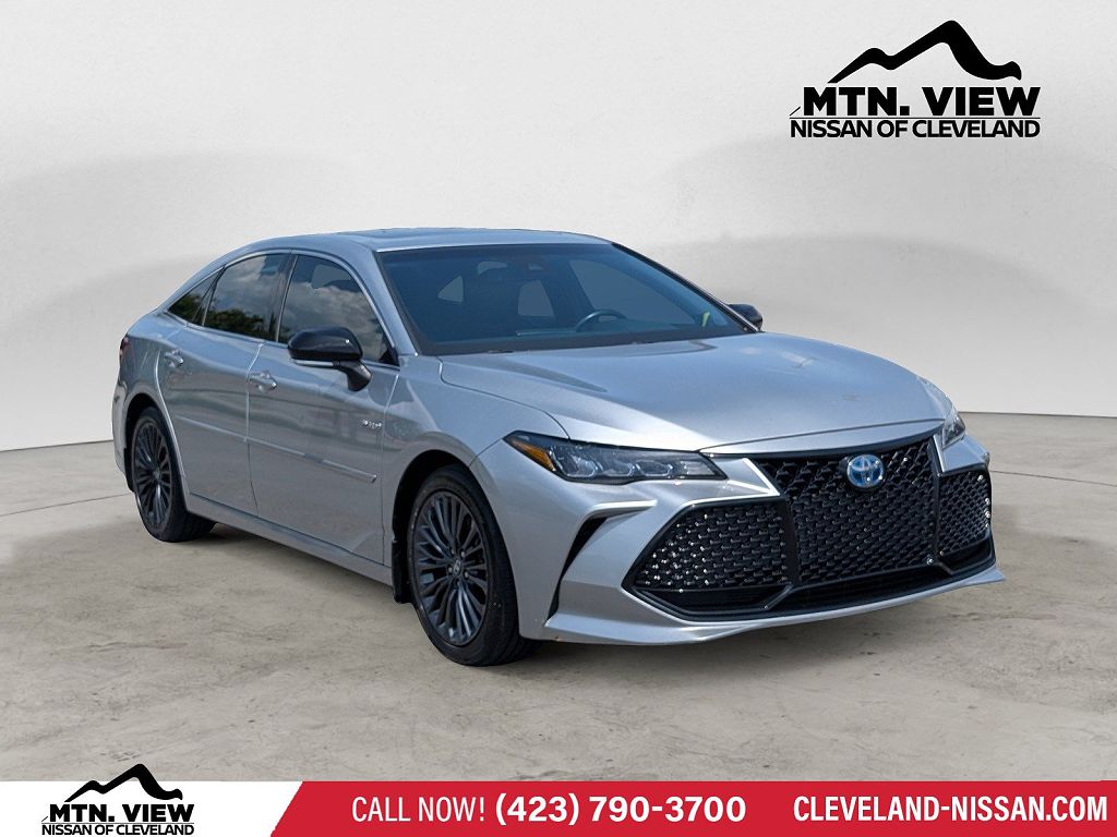 2019 Toyota Avalon XLE