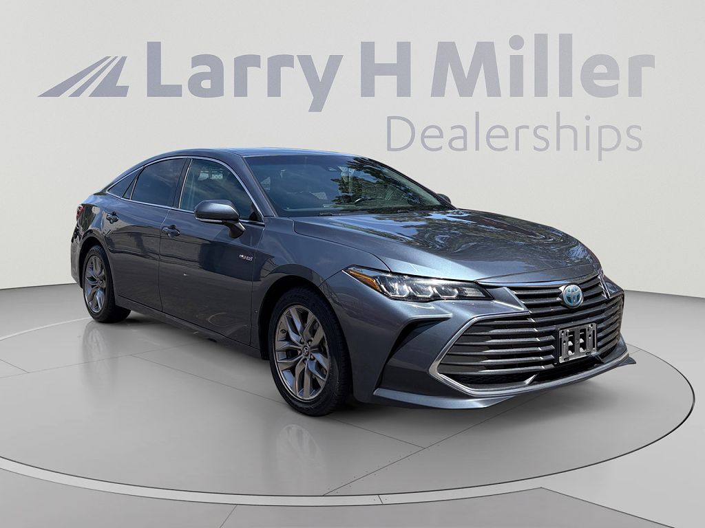 2019 Toyota Avalon Hybrid Hybrid XLE