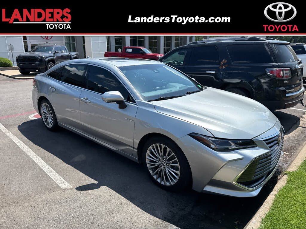 2019 Toyota Avalon XLE