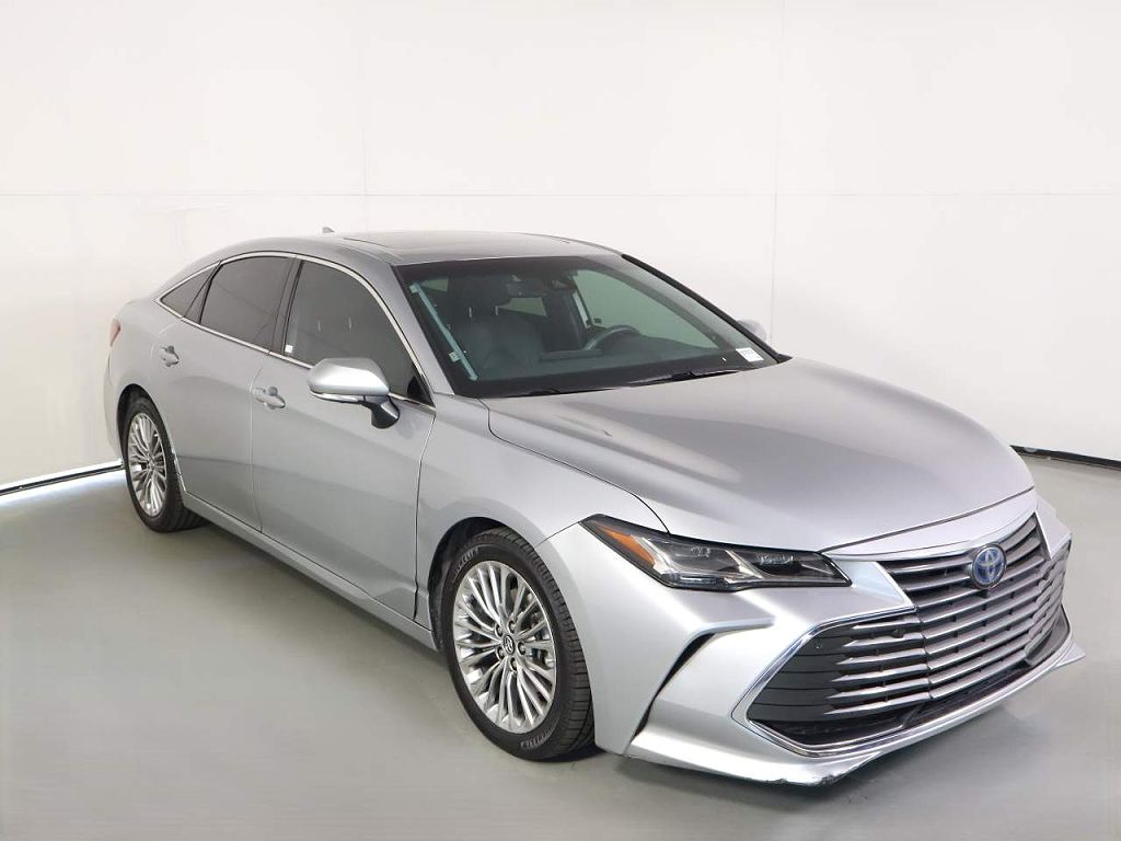 2019 Toyota Avalon XSE