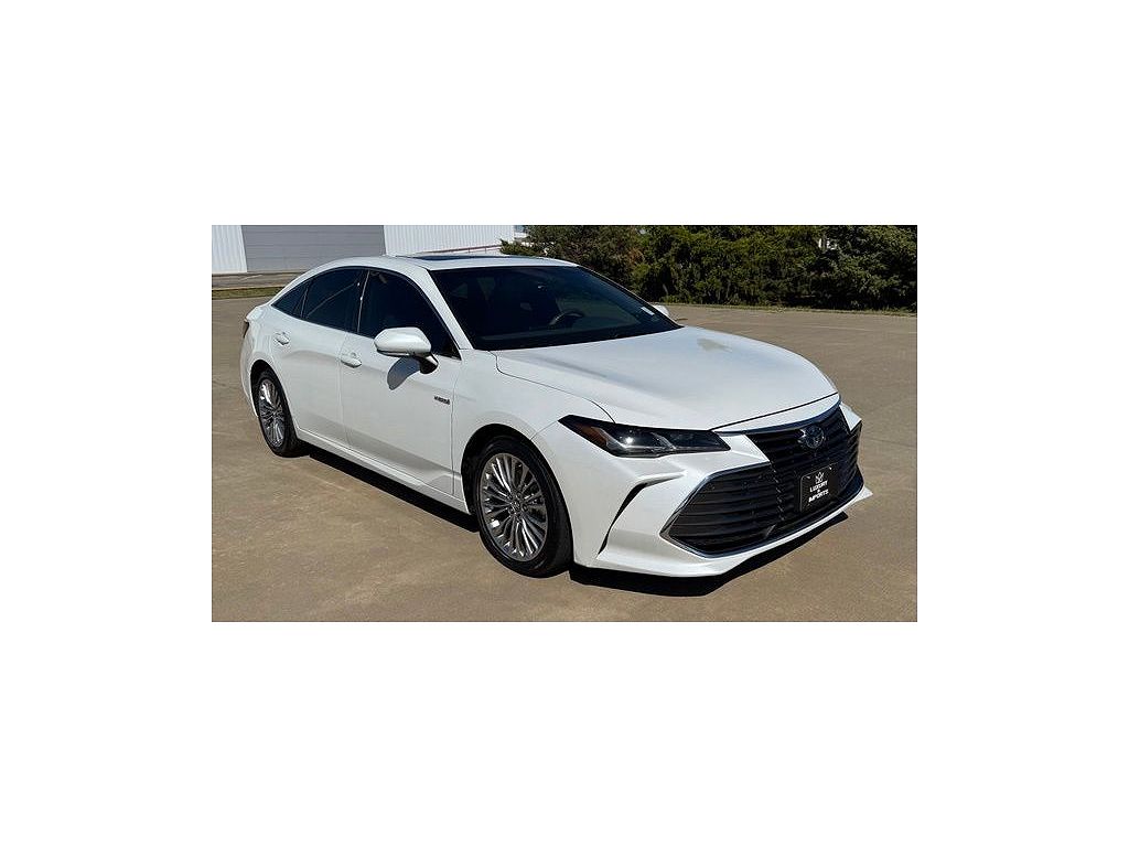 2019 Toyota Avalon XLE