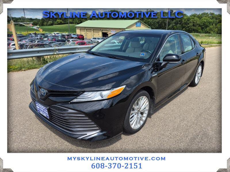 2018 Toyota Camry Hybrid SE