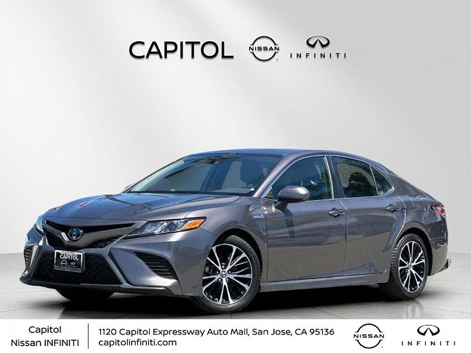2019 Toyota Camry XLE
