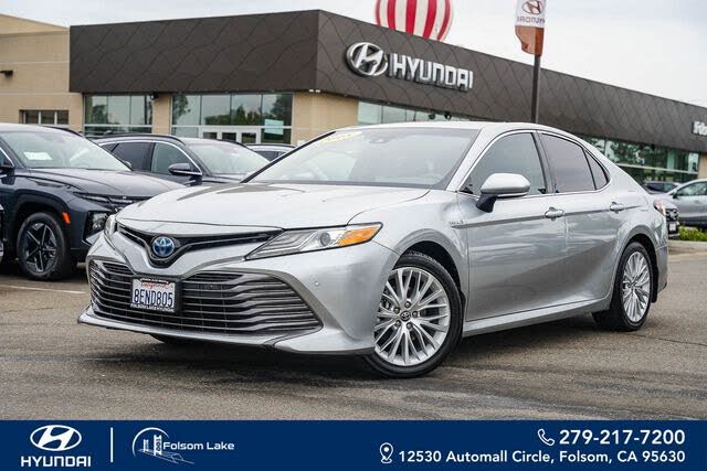 2018 Toyota Camry Hybrid SE